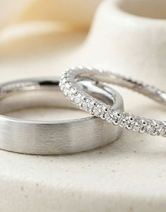 Atelier & Radieuse Trauring-Duo – Weißgold & Diamanten – 9-karätiges Gold (375/1000)