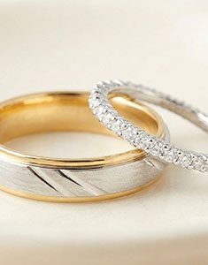 Dúo de alianzas Prince & Radieuse – Oro blanco y diamantes – 18 quilates