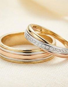 Ulysse & Saturne Wedding Ring Duo – Three Golds & Diamonds – 18 Carat