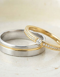 Dúo de alianzas Emmanuel & Ultima – Oro blanco y amarillo & oro amarillo y diamantes – 18 quilates