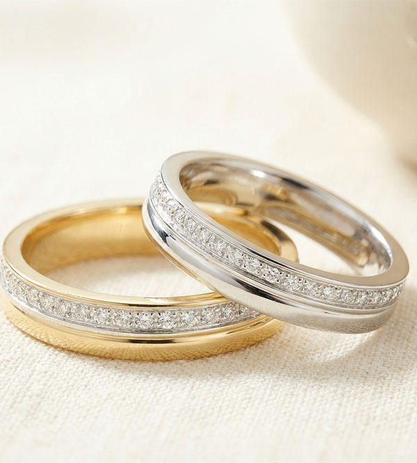 Elegance Wedding Ring Duo – White and Yellow Gold & White Gold with Diamonds – 18 Carat