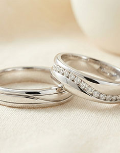 Duo d'alliances Amour- or blanc & diamants