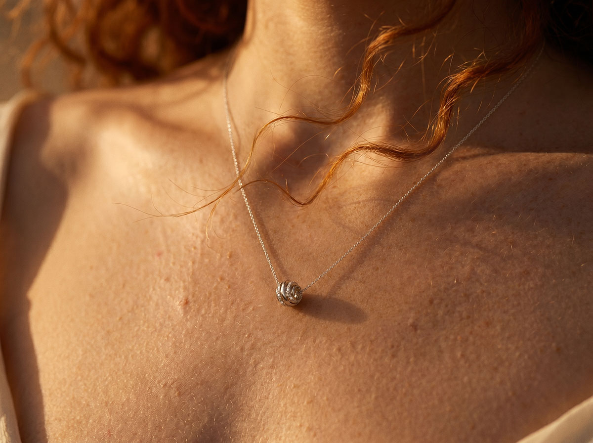 Saturne No. 1 - Necklace White gold 18ct (750)