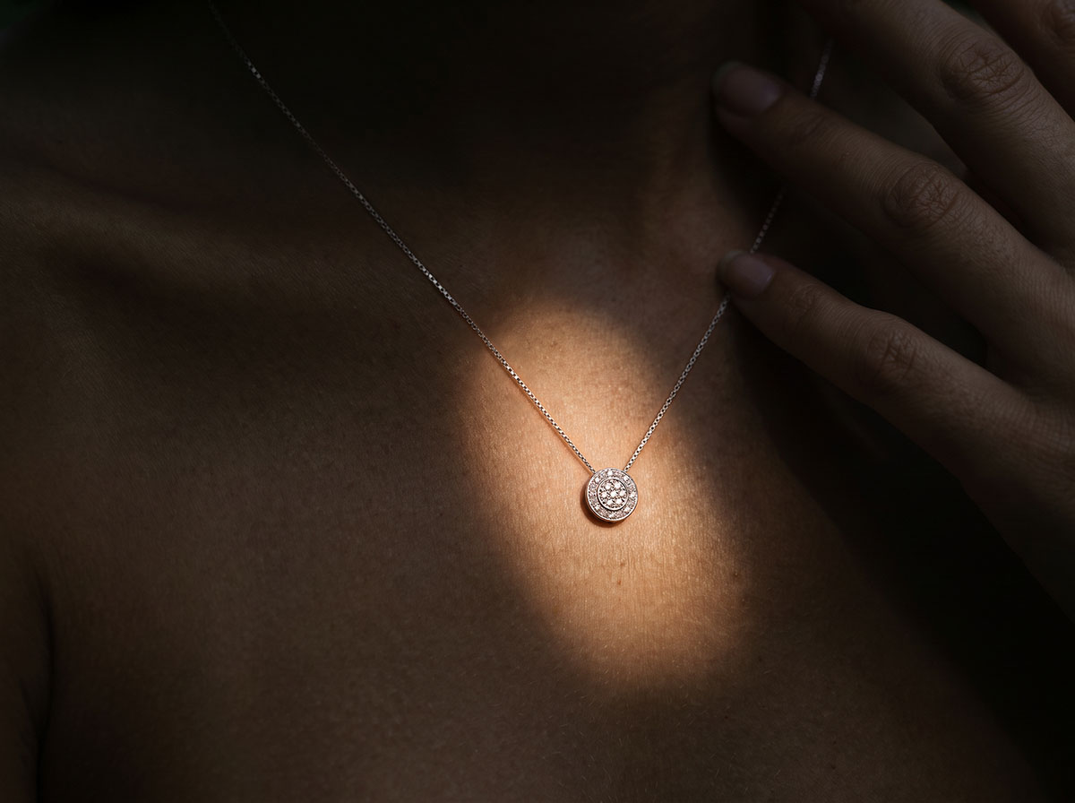 Destinée No. 6 - Necklace White gold 9ct (375)