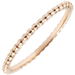 Der Schmuck ist sehr schön un