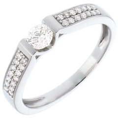 Bague de Fiançailles Or Blanc Solitaire Arche pavée - 0.38 carats - 29 diamants - or blanc 18 carats