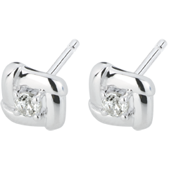 Boucles d'oreilles puces nids d'or blanc 18 carats