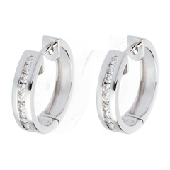 Créoles or blanc 9 carats diamants - serti rail - 0.24 carats - 22 diamants