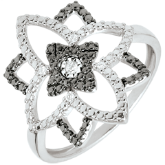 Anillo Destino - Flor de Luna - oro blanco 18 quilates - diamantes 