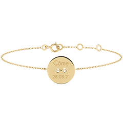 Bransoletka z grawerowanym medalikiem - 9 karatowe żółte złoto - Kolekcja Lovely Yours - Edenly Yours