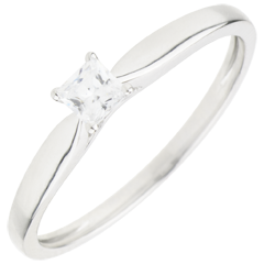 Bague Solitaire Révélation - diamant Princesse 4 griffes - or blanc 9 carats
