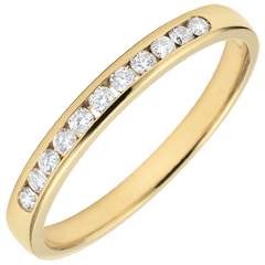 Weddingring yellow gold semi paved - rail setting - 0.15 carat - 11 diamonds