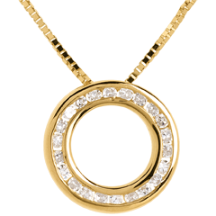 Colier pendul din aur galben de 18K pavat - 22 diamante