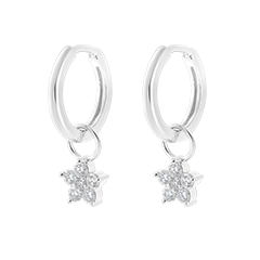 Un par de pendientes Combinados en oro blanco 9 quilates