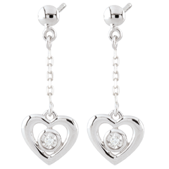 White Gold Pendulum Heart Earrings - 18 carats