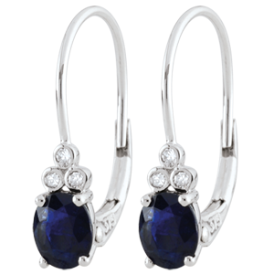 Boucles d'oreilles Exquises - saphirs et diamants - or blanc 9 carats