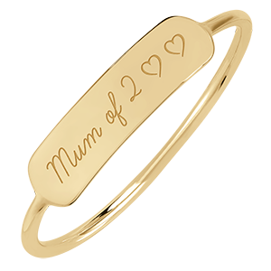 Engraved rectangle medallion ring - 9 carat yellow gold - Lovely Yours Collection - Edenly Yours