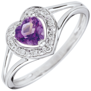 Enchanting Amethyst Heart Ring - 18 carats