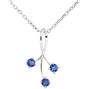 White Gold Heart-shaped Sparkles Pendant with Sapphires