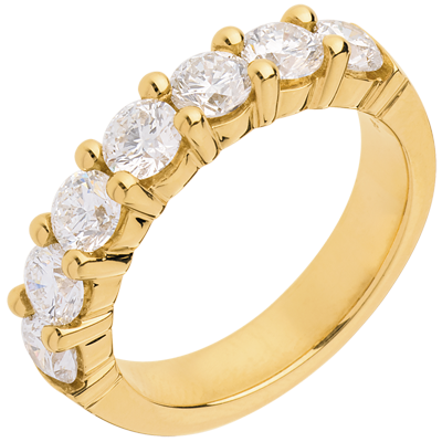 gold ring with 7 diamonds